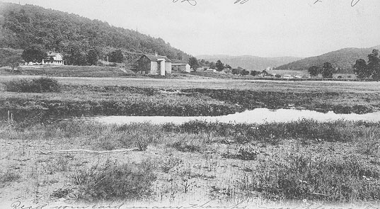 Momonda Farm and Catskill Mts.