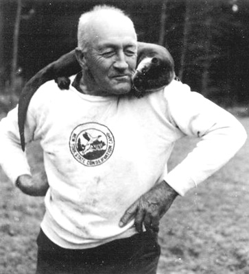 Niles Fairbairn, b 9/15/1886