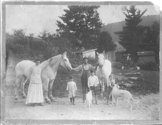 Ballard Family - 1914