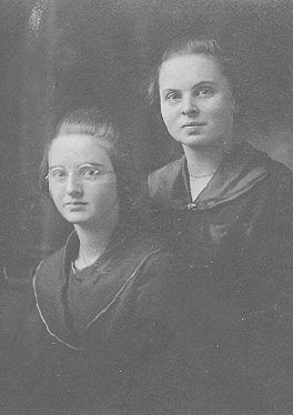 Dorothy and Elenor Ashe