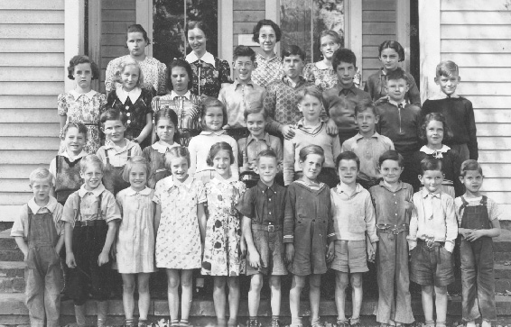 Bovina Center School Group Photo 1938-39