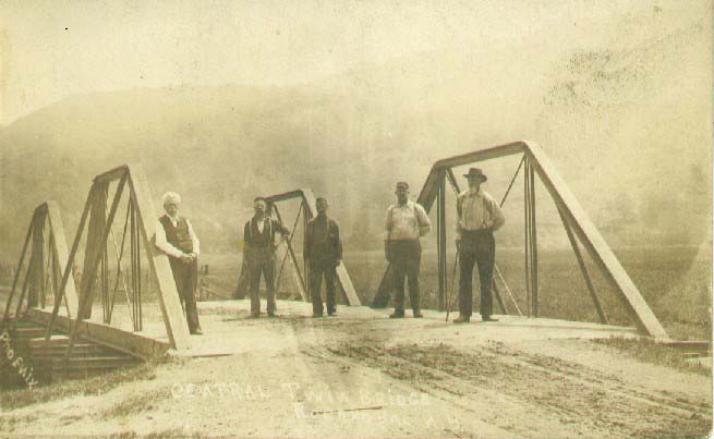 Central Twin Bridge in Rock Royal