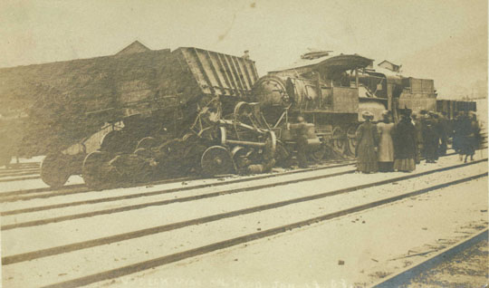 Train Wreck in Walton Yard - 1908