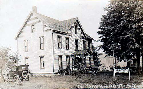 Ezra Brown Tourist Inn