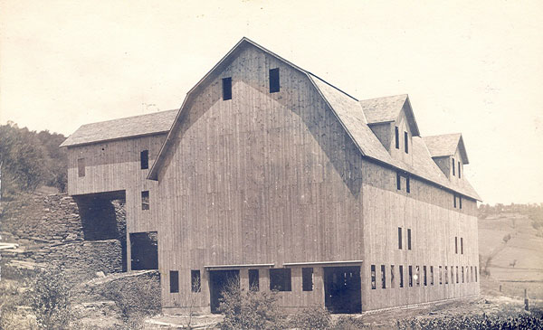 Harry Sackrider Barn (near Bloomville)
