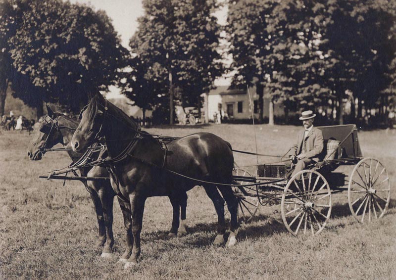 Frank Couse with Team and Buggy in Deposit