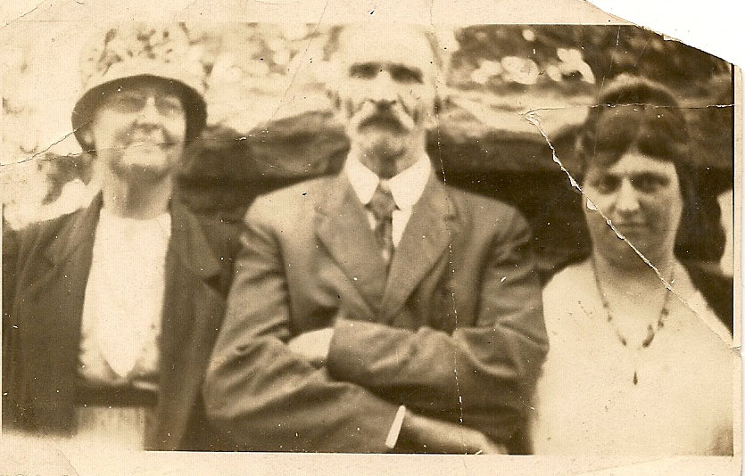 Wife of Darias Oliver Jr.