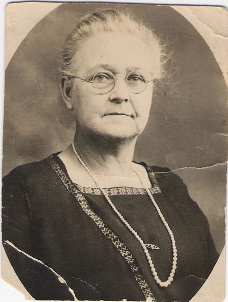 Dlizabeth Halstead Oliver