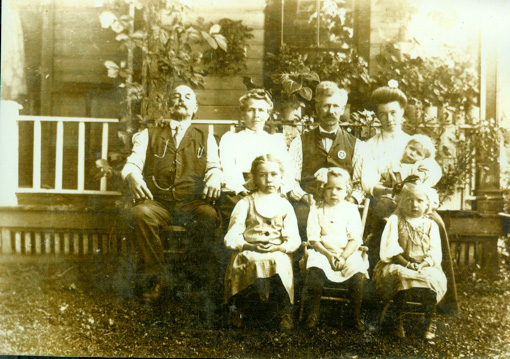 Cuyle Family Group Photo