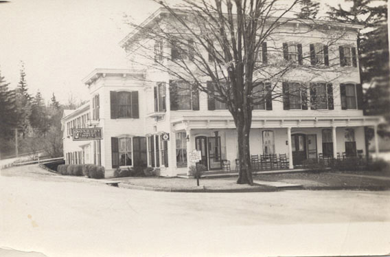 Roxbury Hotel